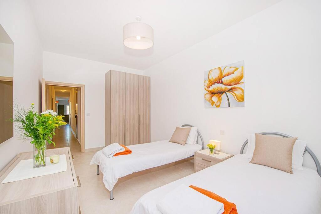 Sea View Suite! Apartment Marsalforn